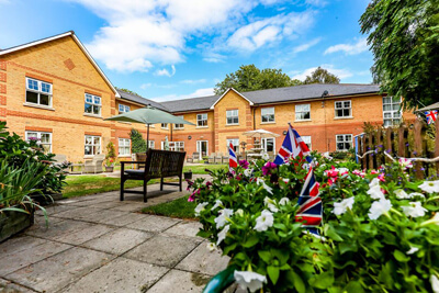Excelcare-Glennfield-Care-Home-P3.jpg
