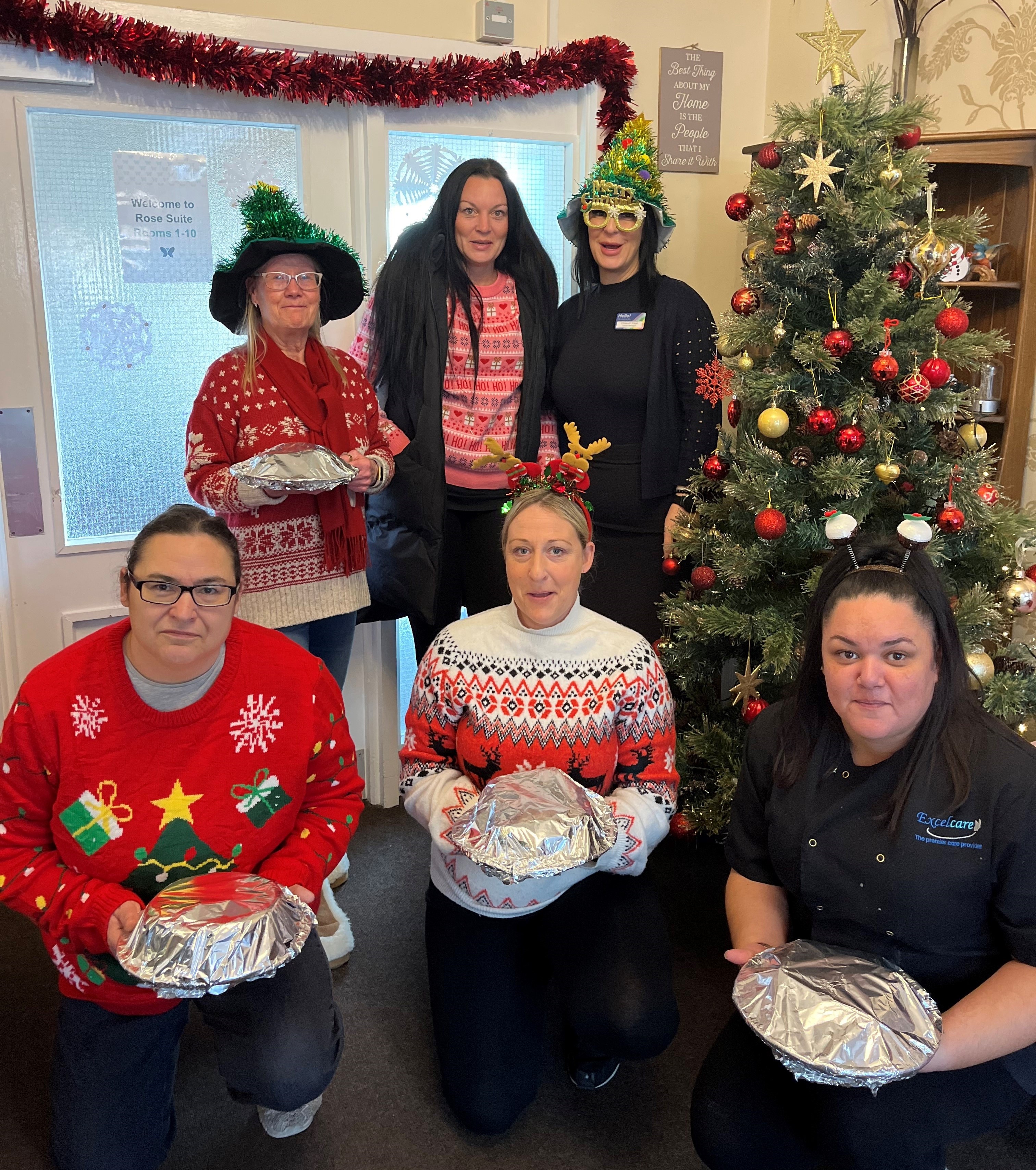 Excelcare - Care Home Manager, Lizzie leads Christmas dinner delivery service to tackle loneliness.jpg